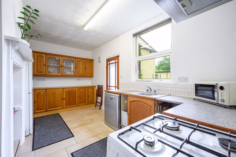 Kitchen- click for photo gallery